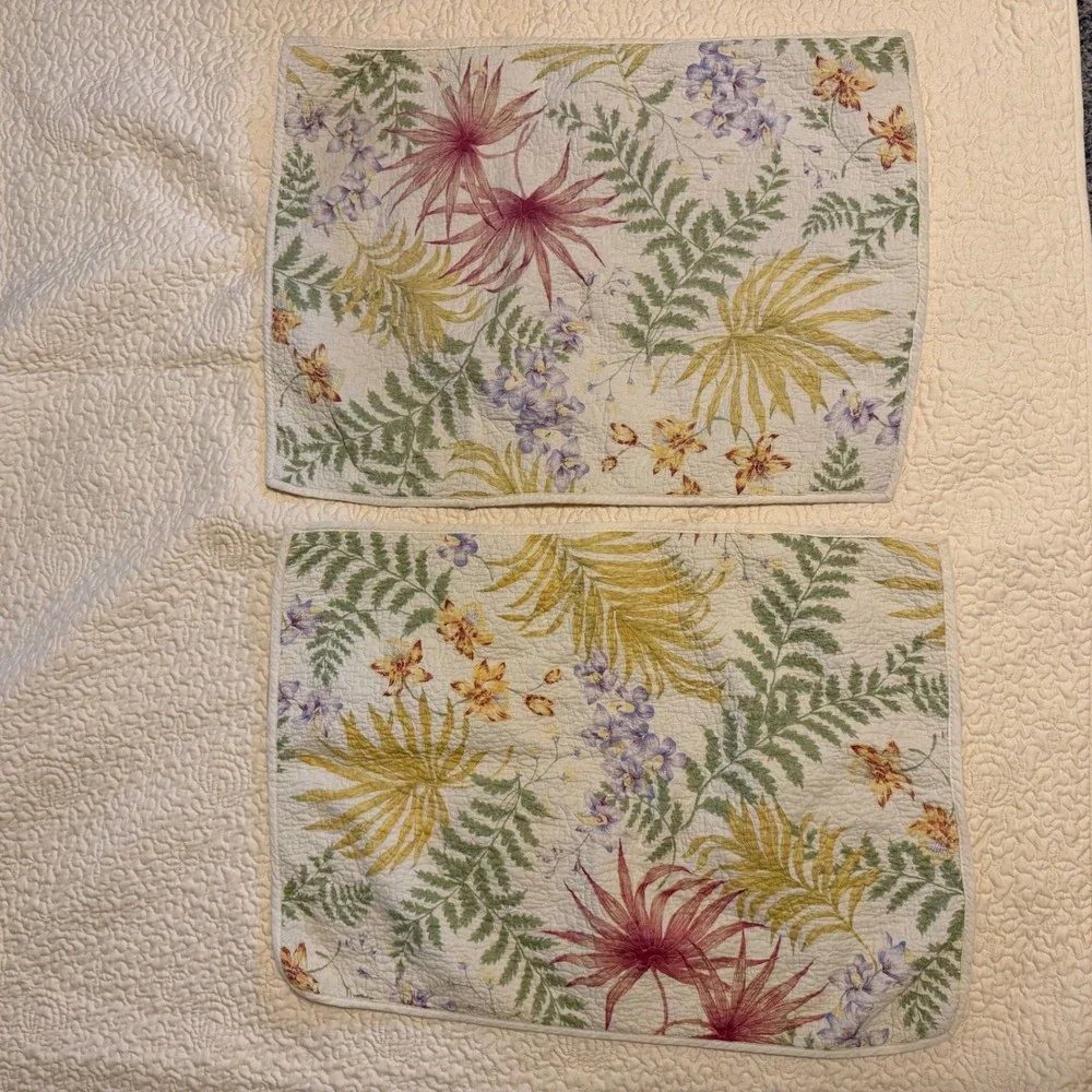 Botanical Floral Fern Quilt Set with 2 Pillow Shams Cotton Blend Cream Multi